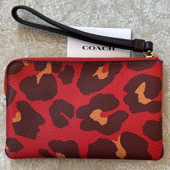 Brand New Coach Genuine Leather Red Brown Animal Print Zippered Wristlet - Picture 8 of 15
